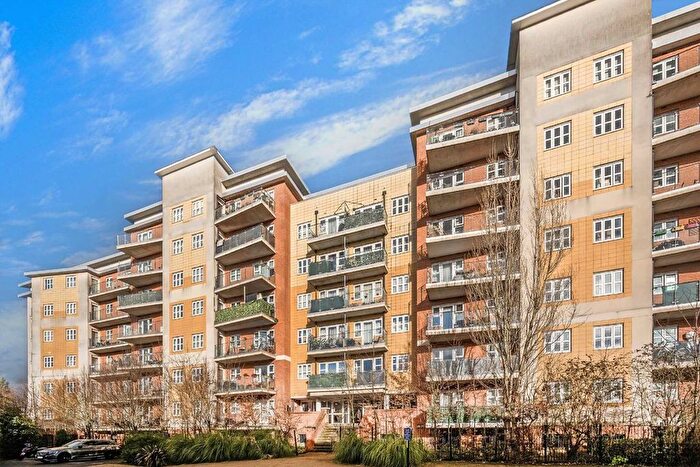2 Bedroom Flat For Sale In Stanley Road, Harrow, HA2