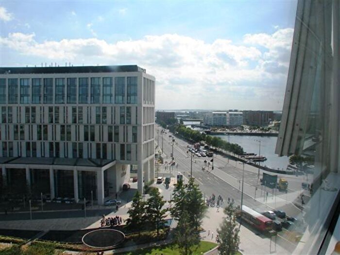 2 Bedroom Apartment To Rent In Strand Street, Liverpool, L1