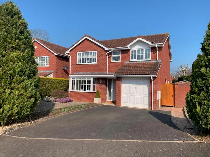 4 Bedroom Detached House For Sale In Hyde Close, Muxton, Telford, TF2