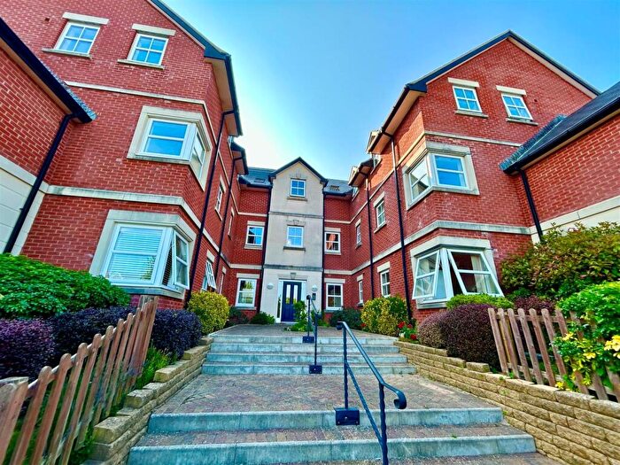 2 Bedroom Apartment For Sale In Gentian Way, Weymouth, DT3