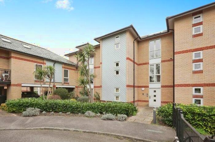 2 Bedroom Flat To Rent In Priory Courtyard, Ramsgate, CT11