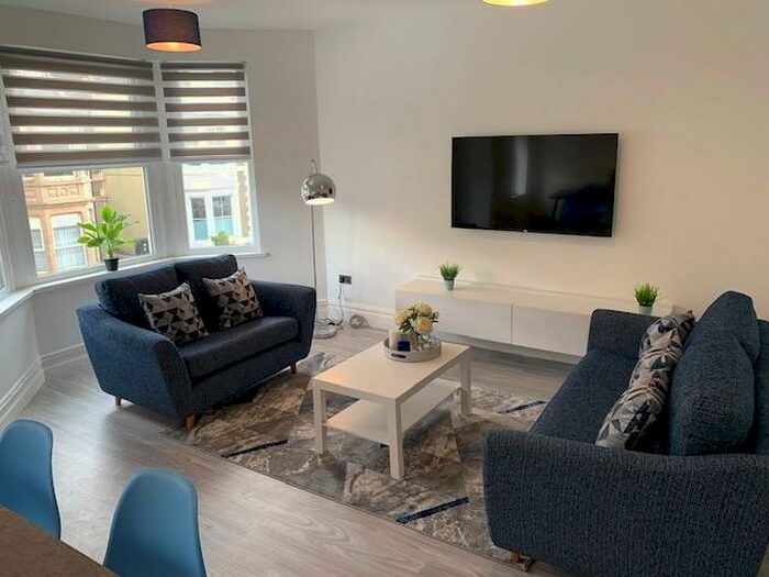 2 Bedroom Flat To Rent In Claude Road, Cardiff, CF24