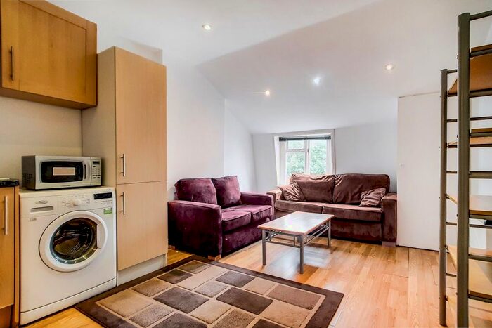 1 Bedroom Flat To Rent In Devonshire Terrace, Paddington, W2