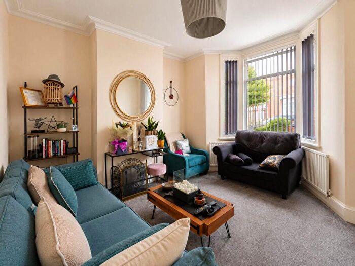 3 Bedroom Terraced House For Sale In Sixth Avenue, Manor Park, E12