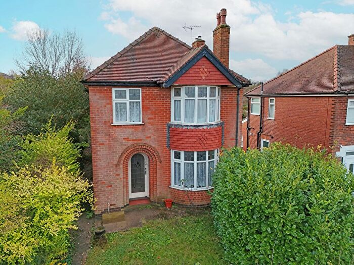 3 Bedroom Detached House For Sale In Farndon Road, Sutton In Ashfield, Nottinghamshire, NG17