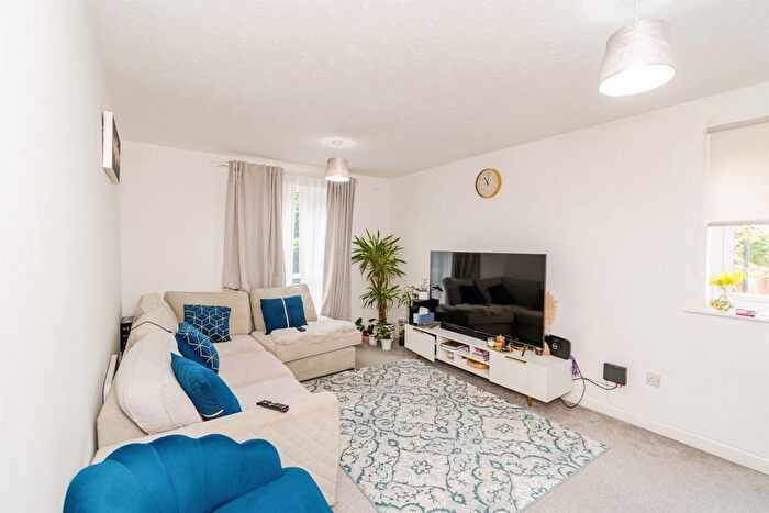2 Bedroom Flat For Sale In Shirley Road, Southampton, SO15