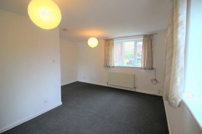 Studio To Rent In Shirebrook Park, Glossop, SK13