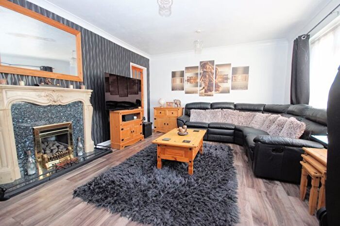 3 Bedroom Terraced House For Sale In Elmore Road, Lee-On-The-Solent, PO13