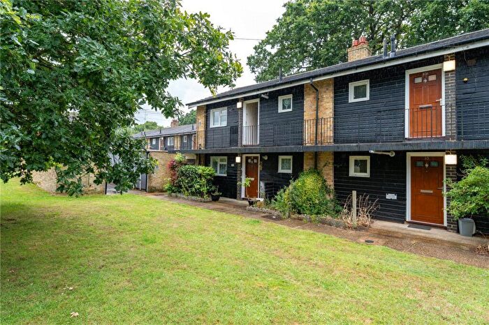 1 Bedroom Flat For Sale In Acorn Place, Maidstone, Kent, ME15