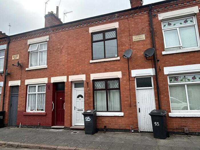 2 Bedroom House To Rent In Repton Street, Leicester, LE3