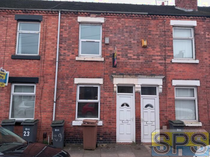4 Bedroom Terraced House To Rent In Haywood Street, Stoke-On-Trent, ST4