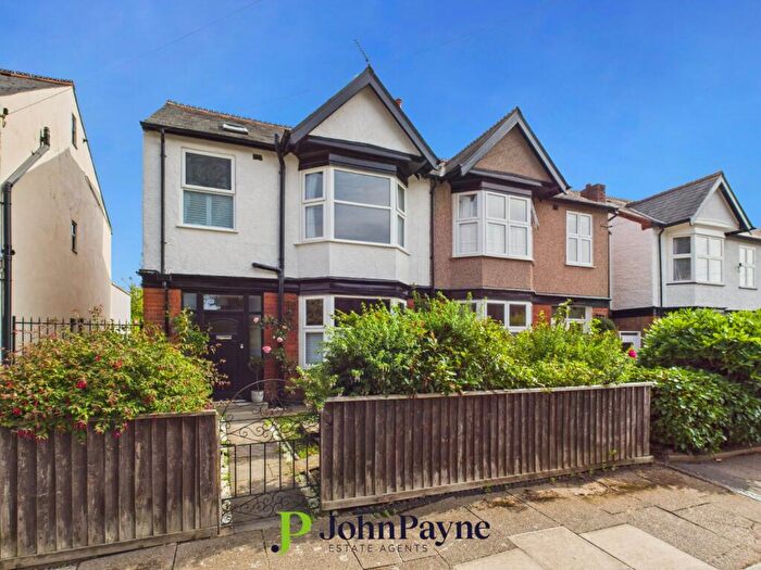 4 Bedroom Semi-Detached House For Sale In St. Andrews Road, Earlsdon, Coventry, CV5