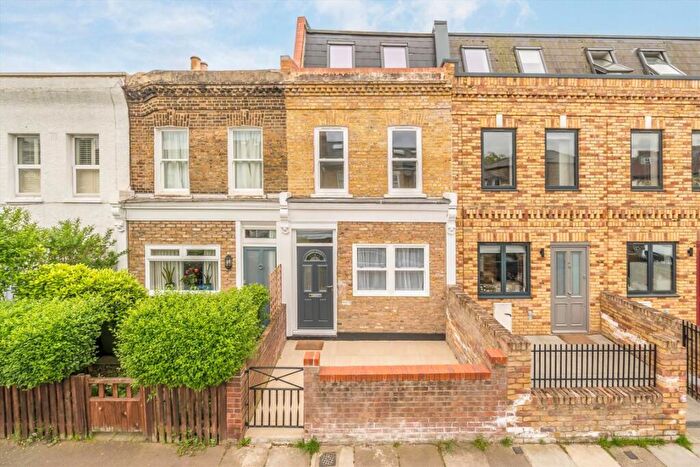 4 Bedroom House For Sale In Upland Road, East Dulwich, SE22