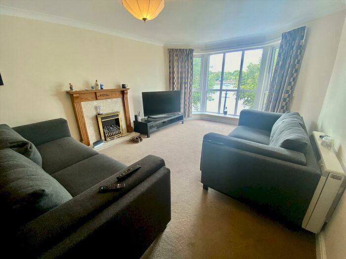 2 Bedroom Flat To Rent In Victoria Mansions Navigation Way, Preston, PR2