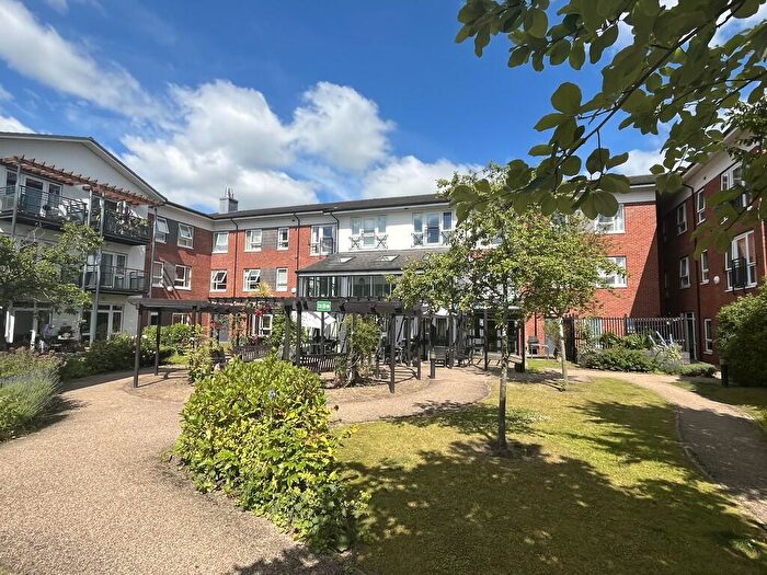 2 Bedroom Apartment For Sale In East Road, Middlewich, CW10
