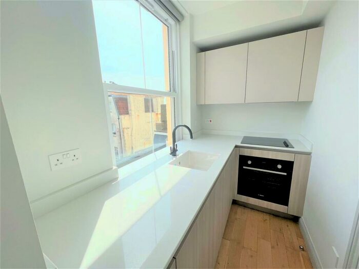 Studio To Rent In Kings Road, Brighton, BN1