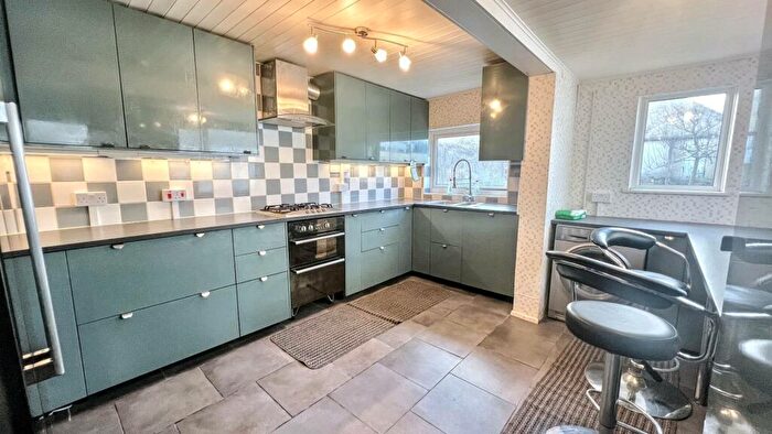 3 Bedroom House To Rent In Wallscourt, Bristol, BS34