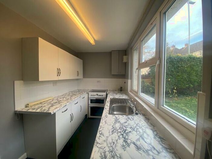 2 Bedroom Terraced House To Rent In Northumberland Avenue, Stamford, PE9