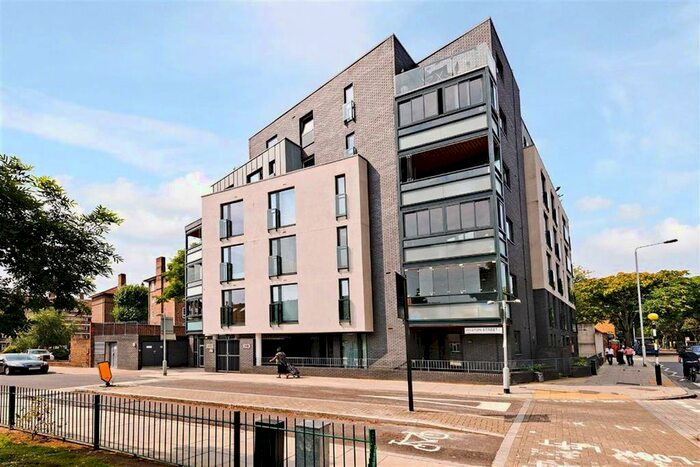 2 Bedroom Flat To Rent In Weston Street, London, SE1