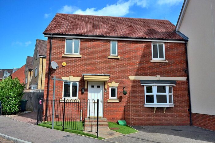 3 Bedroom Detached House To Rent In Canon Road, Flitch Green, Dunmow, CM6