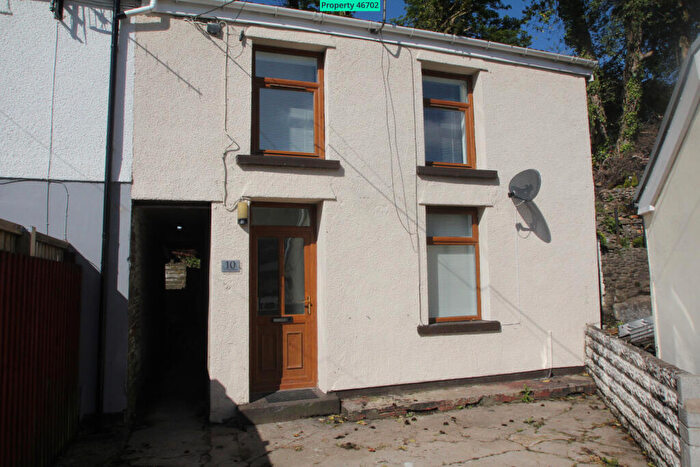 3 Bedroom End Of Terrace House To Rent In Cymmer Road, Porth, CF39