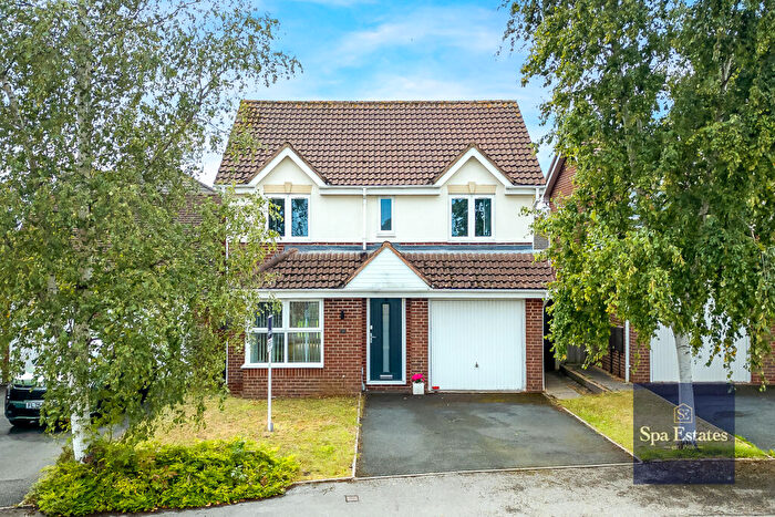 4 Bedroom Detached House For Sale In Lady Grey Avenue, Warwick Gates, Warwick, Warwickshire, CV34
