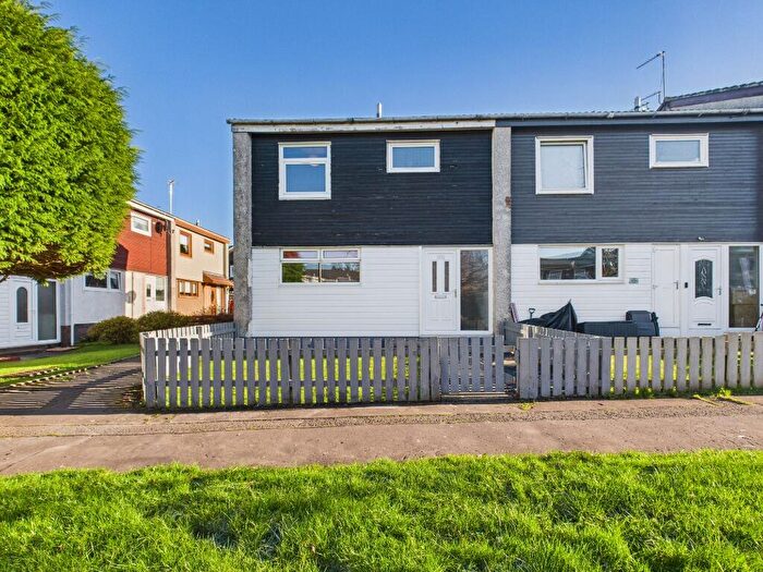 2 Bedroom End Of Terrace House To Rent In Sandpiper Place, East Kilbride, South Lanarkshire, G75