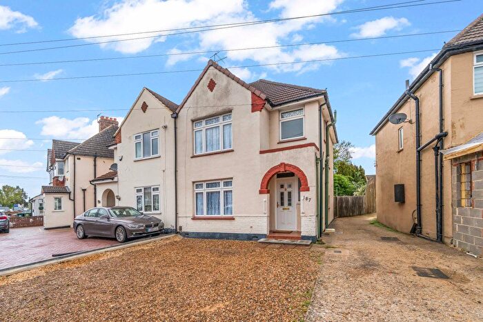 3 Bedroom Semi-Detached House For Sale In Feltham Road, Ashford, TW15