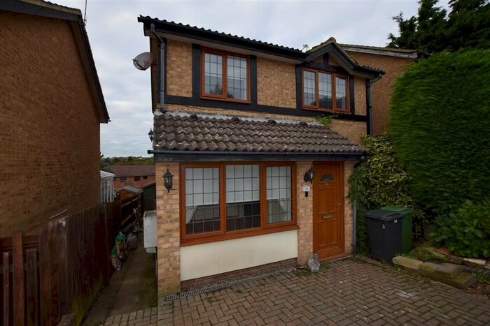 3 Bedroom Detached House To Rent In Gleneagles Drive, St. Leonards-On-Sea, TN38