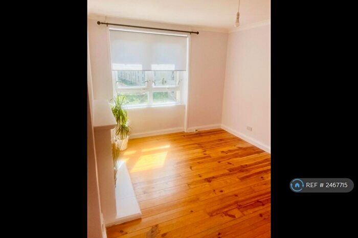 2 Bedroom Flat To Rent In Northinch Street, Glasgow, G14