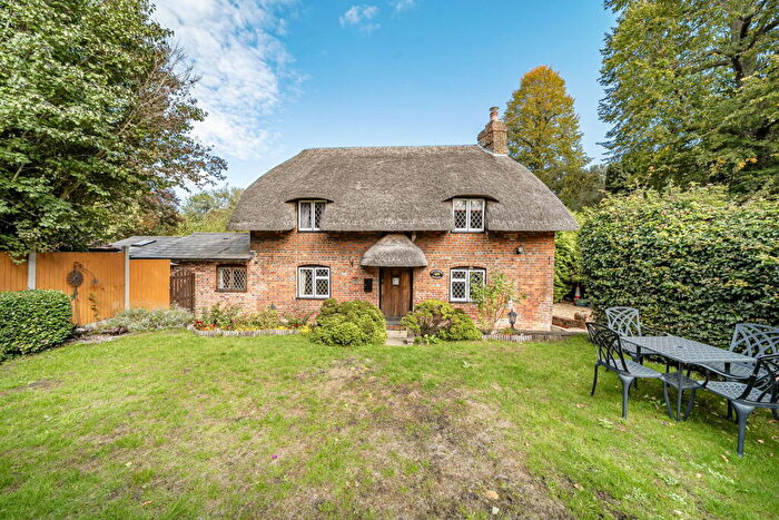 2 Bedroom Cottage For Sale In The Street, Old Basing, RG24