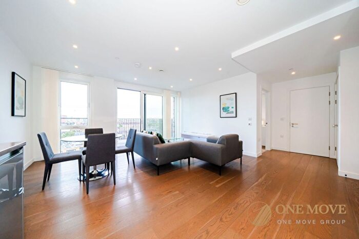 1 Bedroom Flat To Rent In Heygate Street, Siddal Apartments, SE17