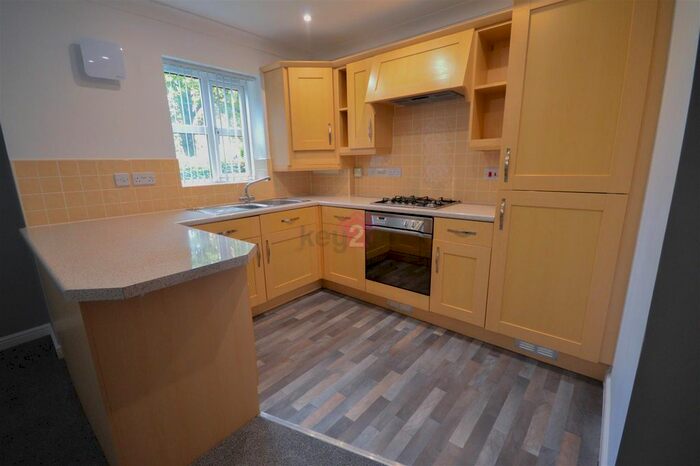 1 Bedroom Flat To Rent In Pickard Drive, Richmond, S13