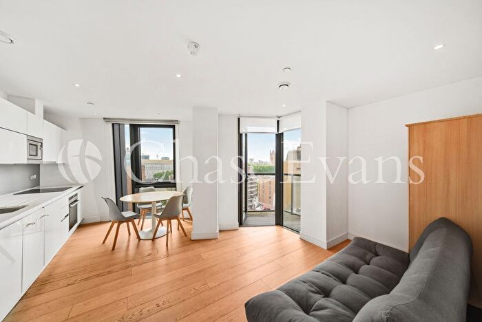 2 Bedroom Flat To Rent In Parliament House, Black Prince Road, Lambeth, London, SE1