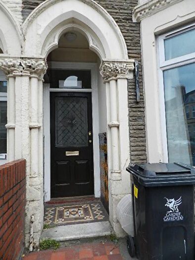 5 Bedroom Terraced House To Rent In Mackintosh Place, Roath, Cardiff, CF24