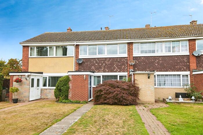 3 Bedroom Terraced House For Sale In Shrewsbury Road, Stretton, Burton-On-Trent, DE13