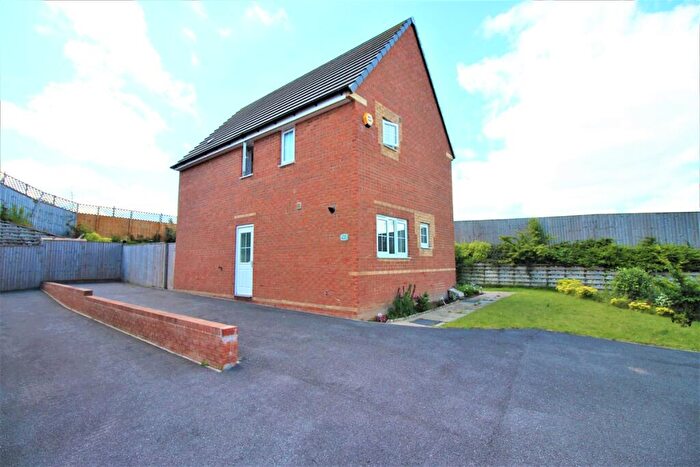 3 Bedroom Detached House To Rent In Campbell Walk, Brinsworth, Rotherham, S60