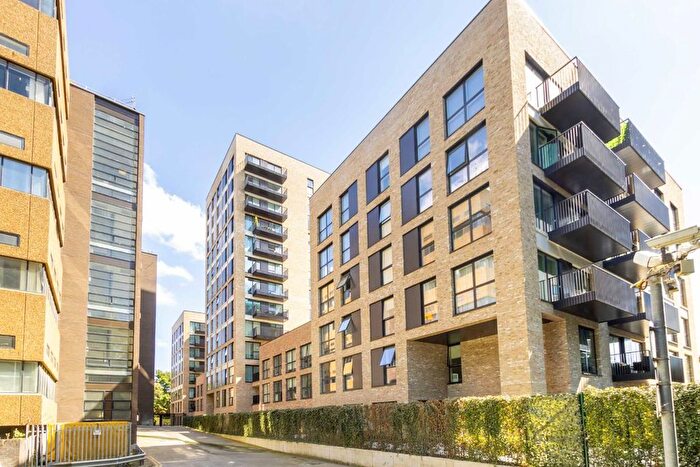 2 Bedroom Flat To Rent In Bathgate Place, London, W13