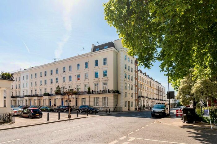 1 Bedroom Flat To Rent In St Stephens Gardens, Bayswater, London, W2