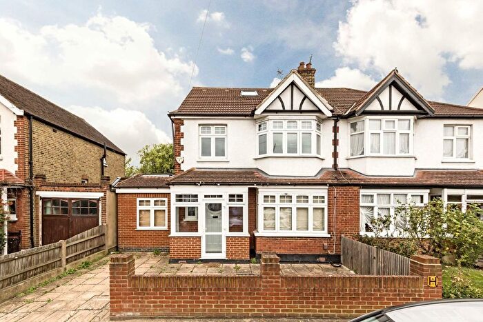 5 Bedroom Property To Rent In Bicester Road, Richmond, TW9
