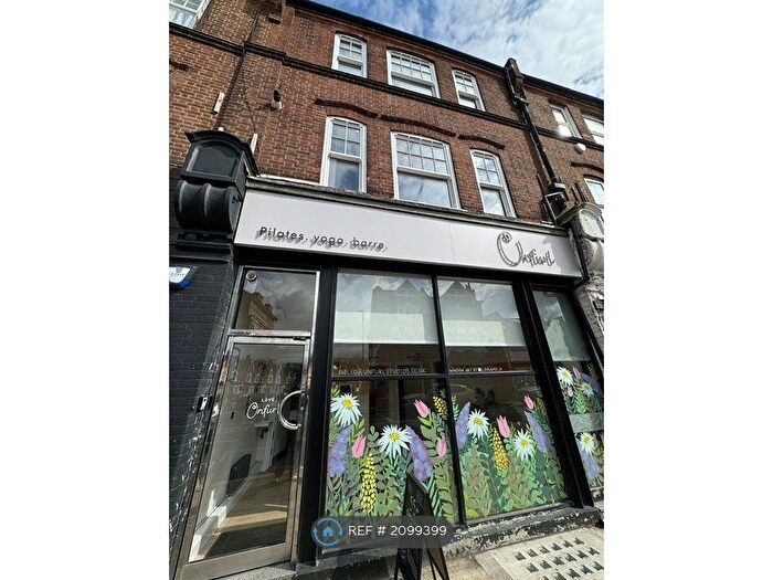 2 Bedroom Flat To Rent In London, London, SW18