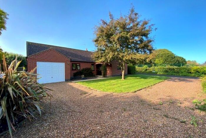 3 Bedroom Bungalow To Rent In St. Marys Road, Nottingham, NG13