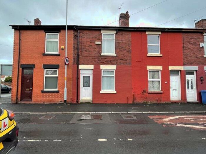 2 Bedroom Property To Rent In Windmill Lane, North Reddish, Stockport, SK5