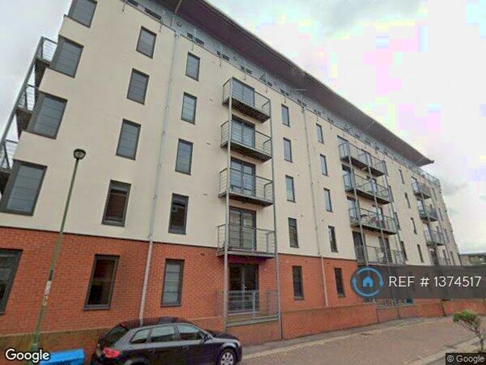 2 Bedroom Flat To Rent In Park West, Nottingham, NG7
