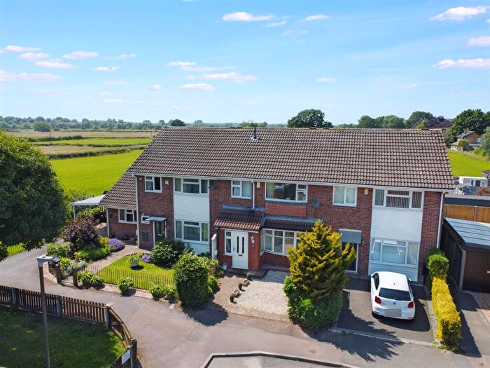 3 Bedroom Terraced House For Sale In Cleveland Avenue, Draycott, DE72