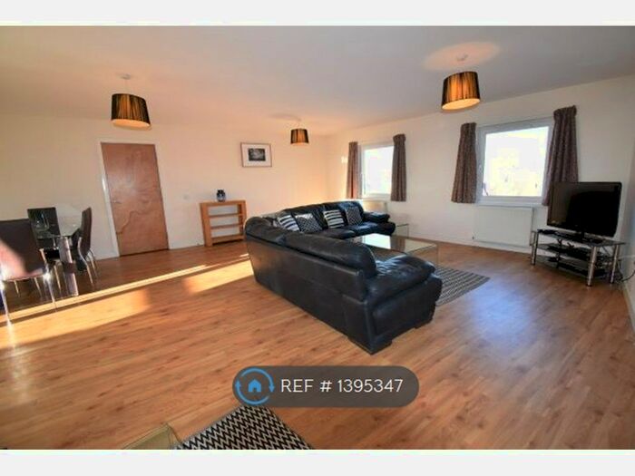 3 Bedroom Flat To Rent In Woolmonger Street, Northampton, NN1