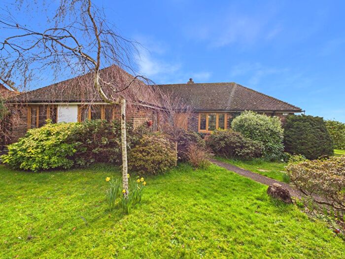 3 Bedroom Bungalow For Sale In Woodland Avenue, High Salvington, Worthing, BN13