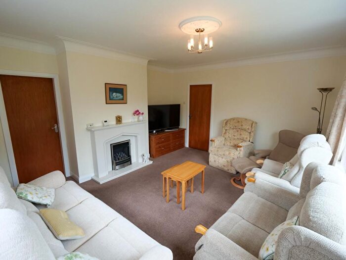 2 Bedroom Bungalow For Sale In Bradford Grove, Heysham, LA3