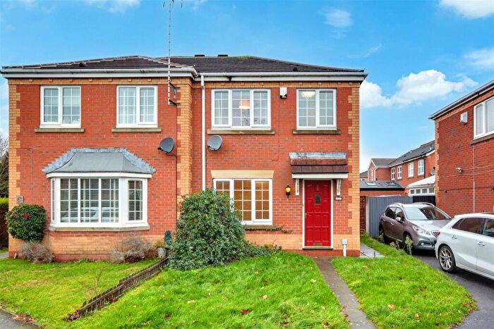 3 Bedroom Semi Detached House For Sale In Leafe Close, Chilwell, NG9