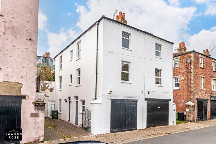 3 Bedroom Semi-Detached House For Sale In Auckland Road East, Southsea, PO5